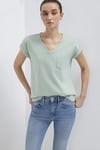% 100 Pamuk Loose Fit Cep Detaylı V Yaka Kadın T Shirt 1600961-71780 MİNT