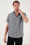 Çizgili Pamuklu Slim Fit Kısa Kollu Erkek Gömlek CF23S116097 SİYAH