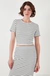 Çizgili Slim Fit Bisiklet Yaka Yırtmaçlı Midi Boy Etekli Crop Kadın Takım 5866132 BEYAZ-SİYAH