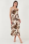 Desenli Oversize Fit Bağlamalı İp Askılı Yuvarlak Yaka Midi Boy Kadın Elbise 5869022 CAMEL