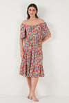 Desenli Oversize Fit Carmen Yaka Büzgü Detaylı Midi Boy Kadın Elbise 67810557 FUŞYA