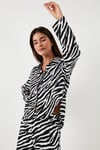 Desenli Rahat Kesim Bol Paça Yazlık Kadın Pijama Takımı 6110014 SİYAH-BEYAZ