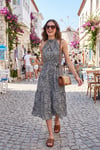 Desenli Regular Fit Halter Yaka Kemerli Midi Boy Kadın Elbise 6772030 SİYAH