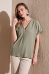 Düğme Detaylı V Yaka Kadın Bluz 5865567 Olive