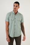 Düğmeli Yaka Pamuklu Slim Fit Cepli Erkek Gömlek CF21S111153 ELMA YEŞİLİ