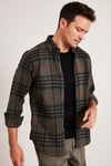 Ekoseli Uzun Kollu Slim Fit Kışlık Erkek Gömlek CF21W112844 HAKİ