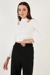 Esnek Slim Fit Cut Out Pencereli Dik Yaka Crop Kadın Bluz 5865348 BEYAZ
