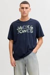 Essentials Logolu Pamuklu Regular Fit Bisiklet Yaka Erkek T Shirt 12288536 KOYU LACIVERT