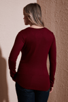 Fashion Friends Slim Fit Düğme Detaylı V Yaka Bayan T Shirt 25K0136K1 BORDO