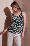 Fashion Friends Standart Fit V Yaka Büzgülü Kalın Askılı Desenli Bayan Bluz 25Y0289K1 SİYAH