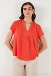 Güpür Detaylı % 100 Pamuk Regular Fit V Yaka Kadın Bluz 611BZ0286 NAR ÇİÇEĞİ