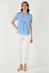 Güpür Detaylı % 100 Pamuk Regular Fit V Yaka Kadın Bluz 611BZ0286 BEBE MAVİ
