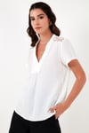 Güpür Detaylı % 100 Pamuk Regular Fit V Yaka Kadın Bluz 611BZ0286 EKRU