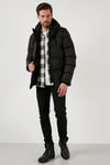 Kapüşonlu Suya ve Rüzgara Dayanıklı Soğuk Geçirmez Slim Fit Erkek Mont 5717101 SİYAH