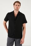 Keten Görünümlü Kısa Kollu Apaş Yaka Regular Fit Erkek Gömlek CF23S116775 SİYAH