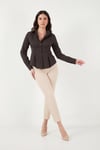 Lela Belden Oturtmalı Pileli Pamuk Karışımlı Fitted Fit Bayan Gömlek 6778275 KAHVE