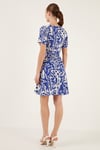 Lela Desenli Kruvaze Yaka Regular Fit Kadın Elbise 5865723 SAKS
