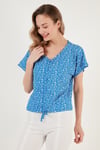 Lela Desenli Önü Büzgülü V Yaka Crop Bayan Bluz 5864486Y4 SAKS