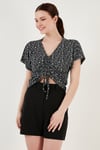 Lela Desenli Önü Büzgülü V Yaka Crop Bayan Bluz 5864486Y4 SİYAH