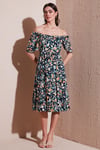 Lela Desenli Oversize Fit Carmen Yaka Büzgü Detaylı Midi Boy Bayan Elbise 6782169 LACİVERT