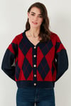 Lela Desenli Regular Fit Düğmeli V Yaka Crop Bayan Hırka 4615553 LACİVERT-KIRMIZI