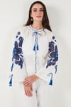 Lela Nakışlı Oversize Fit Bağlamalı Hakim Yaka Kadın Gömlek 676206 BEYAZ