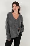 Lela Oversize Fit Düğmeli V Yaka Uzun Kollu Triko Bayan Hırka 4616232 ANTRASİT