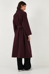 Lela Oversize Fit Kruvaze Yaka Kuşaklı Astarlı Bayan Trençkot 6839617 MÜRDÜM