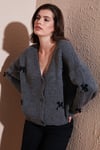 Lela Oversize Fit V Yaka Fiyonk Detaylı Düğmeli Bayan Hırka 4615577 ANTRASİT