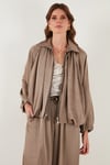 Lela Oversize Klasik Yaka Yarasa Kol Fermuarlı Saten Bayan Ceket 6839584 VİZON