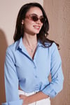 Lela Pamuk Karışımlı Slim Fit Uzun Kollu Crop Bayan Gömlek 6777336 BEBE MAVİ