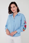 Lela Pamuklu Balon Kollu Regular Fit Çiçek Nakışlı Bayan Gömlek 611GO003 BEBE MAVİ