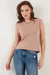 Lela Pamuklu Bisiklet Yaka Kolsuz Basic Kadın T Shirt 5864201 BİSKÜVİ