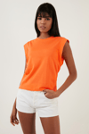 Lela Pamuklu Bisiklet Yaka Kolsuz Basic Bayan T Shirt 5864201 ORANJ