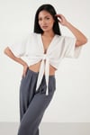 Lela Pamuklu Comfort Fit Bağlamalı Yarasa Kol Bayan Bolero 5866354 EKRU