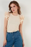 Lela Pamuklu Kolları Fırfırlı Slim Fit Bisiklet Yaka Kadın T Shirt 5864500 TAŞ