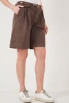 Lela Pamuklu Loose Fit Pileli Kemerli Bermuda Kadın Şort 668YP5439 KAHVE