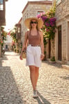 Lela Pamuklu Loose Fit Pileli Kemerli Bermuda Kadın Şort 668YP5439 BEYAZ