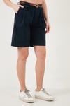 Lela Pamuklu Loose Fit Pileli Kemerli Bermuda Bayan Şort 668YP5439 LACİVERT