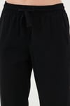 Lela Pamuklu Normal Bel Regular Fit Düz Paça Bayan Pantolon 668YP42282S4 SİYAH
