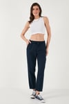 Lela Pamuklu Normal Bel Regular Fit Düz Paça Bayan Pantolon 668YP42282S4 LACİVERT