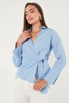 Lela Pamuklu Regular Fit Uzun Kollu Bağlama Detaylı Bayan Gömlek 65200538 MAVİ ÇİZGİLİ
