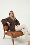 Lela Pamuklu Relaxed Fit Bağlamalı Yırtmaçlı Kol Detaylı Kadın Gömlek 6925425 KAHVE