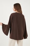 Lela Pamuklu Relaxed Fit Bağlamalı Yırtmaçlı Kol Detaylı Kadın Gömlek 6925425 KAHVE