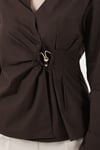 Lela Pamuklu Slim Fit Toka Detaylı Uzun Kollu Kadın Gömlek 6778317 KAHVE