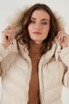 Lela Peluş Astarlı Slim Fit Suni Kürklü Çıkarılabilir Kapüşonlu Cepli Bayan Mont 497ADELE EKRU