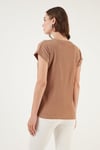 Lela Rahat Kesim Esnek V Yaka Kadın Bluz 5865039 CAMEL