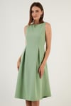 Lela Regular Fit Bisiklet Yaka Cepli Pileli Midi Boy Abiye ve Mezuniyet Kadın Elbise 6111963 MİNT