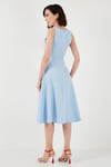 Lela Regular Fit Bisiklet Yaka Cepli Pileli Midi Boy Abiye Kadın Elbise 6111963 BEBE MAVİ