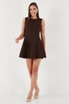 Lela Regular Fit Bisiklet Yaka Volanlı Mini Boy Abiye Bayan Elbise 6525647 KAHVE